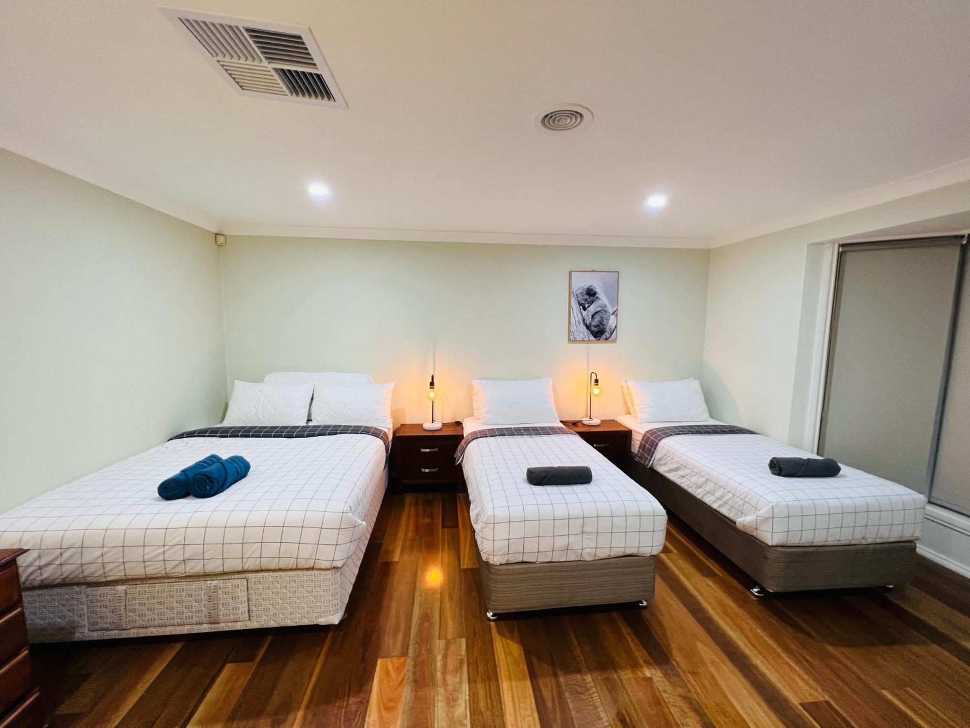 Spacious 6 Bedroom Holiday Home 15 Min Away From Melbourne Airport Sydenham 외부 사진