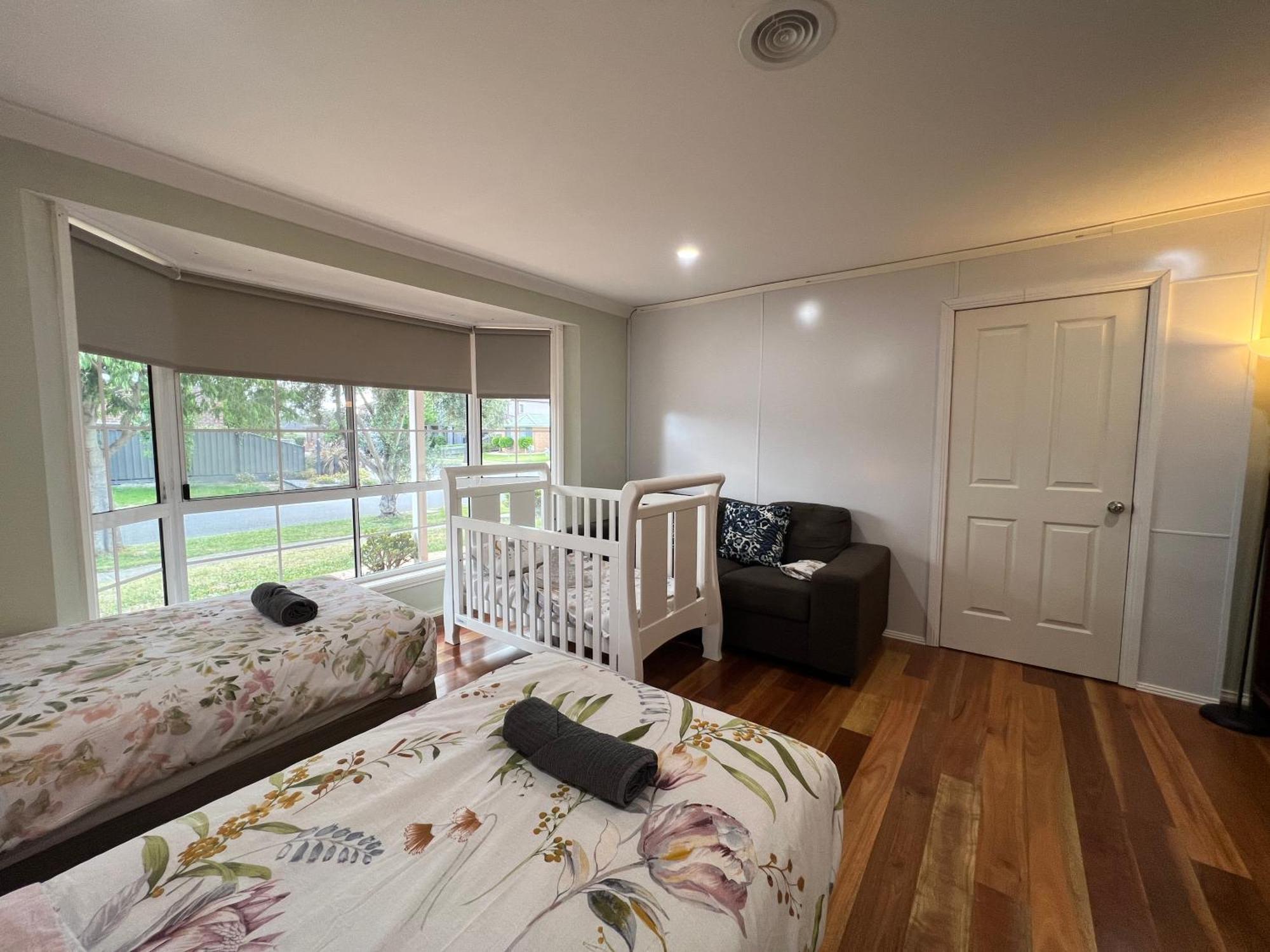 Spacious 6 Bedroom Holiday Home 15 Min Away From Melbourne Airport Sydenham 외부 사진