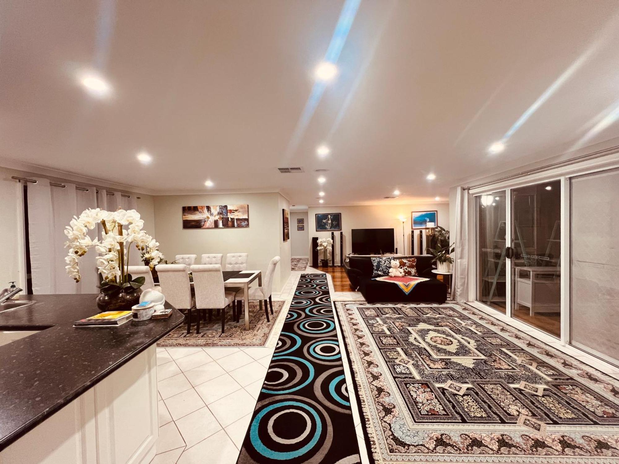 Spacious 6 Bedroom Holiday Home 15 Min Away From Melbourne Airport Sydenham 외부 사진